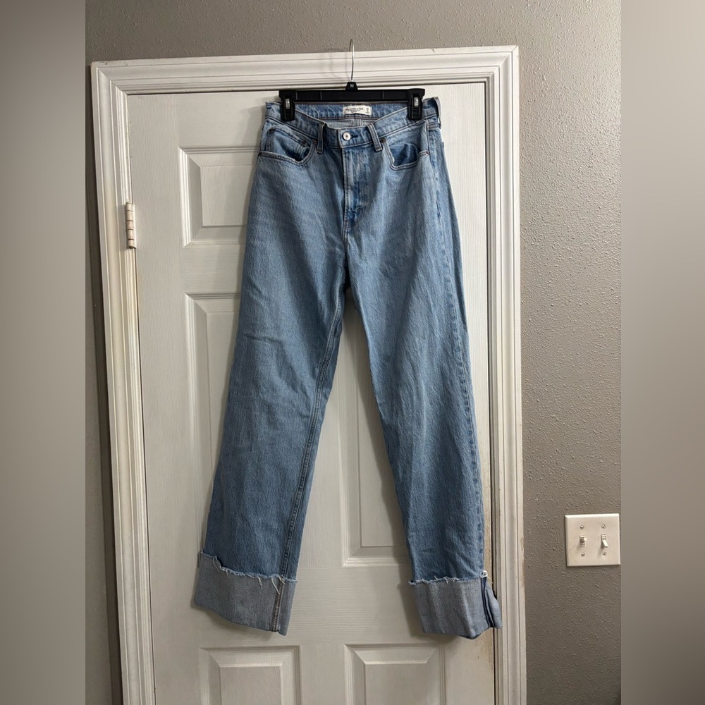 Abercrombie 90’s relaxed high rise jean